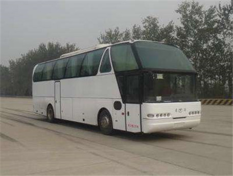 乘坐大巴車下車時(shí)需要注意的問題？
